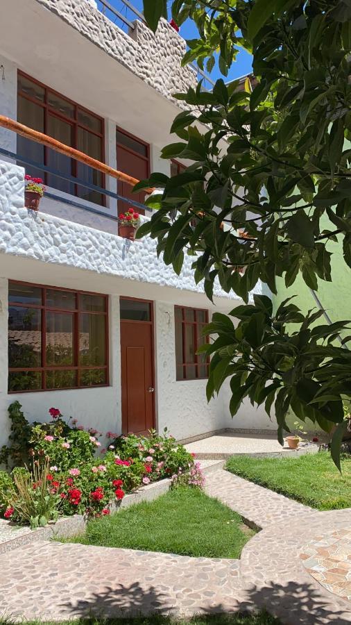 Las Palmeras Eco Hostel Cabanaconde Exterior photo