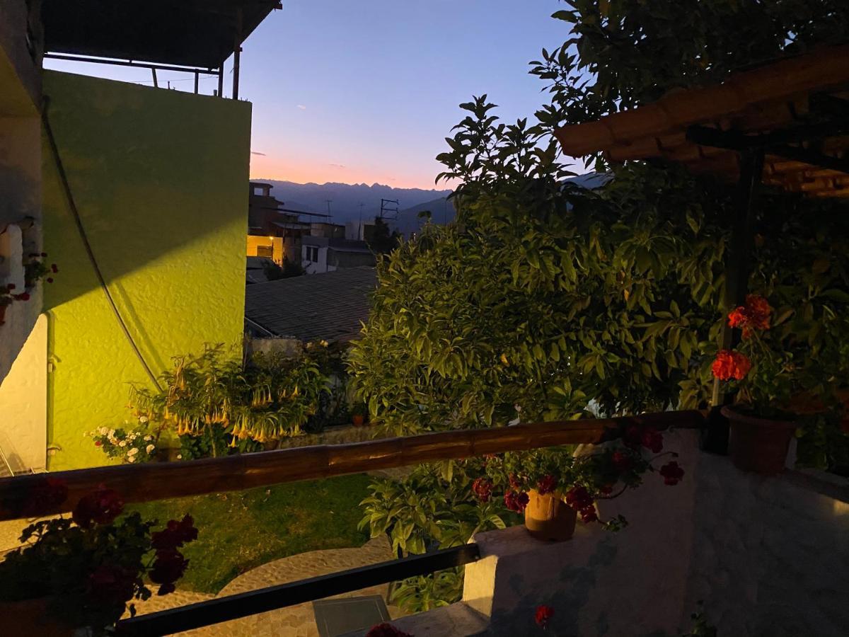 Las Palmeras Eco Hostel Cabanaconde Exterior photo